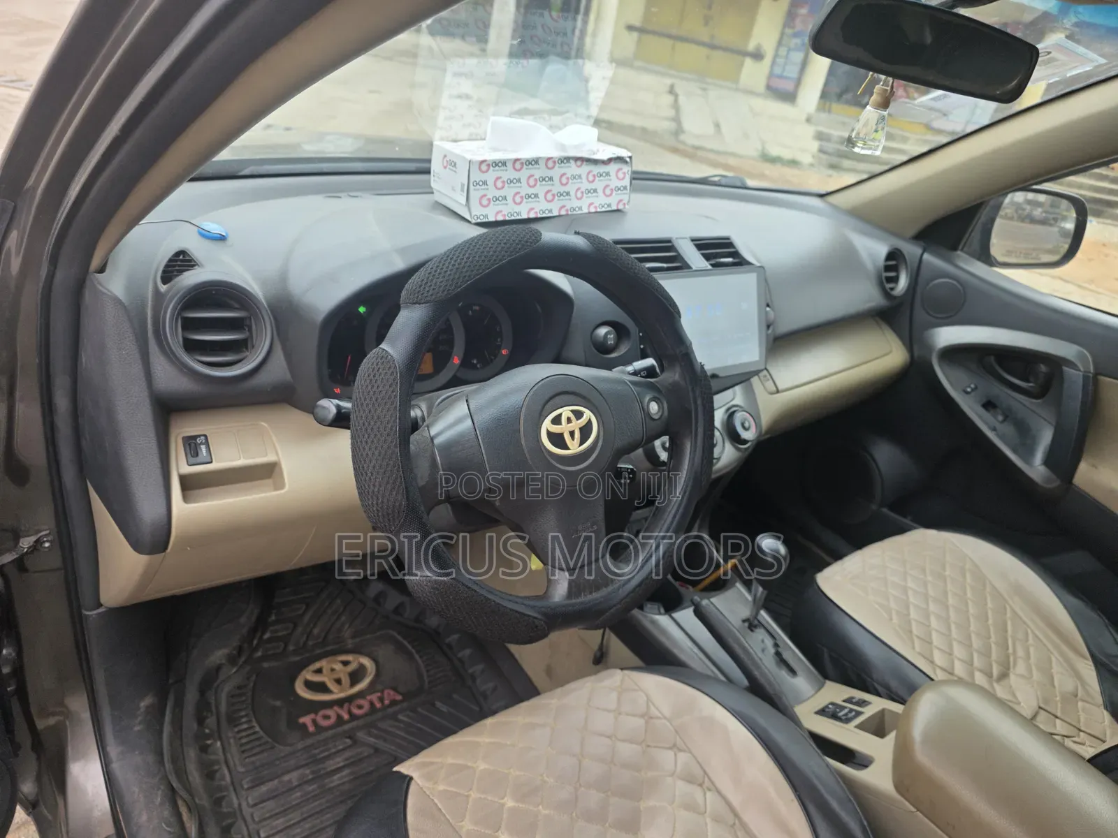 Toyota RAV4 2010 Gray
