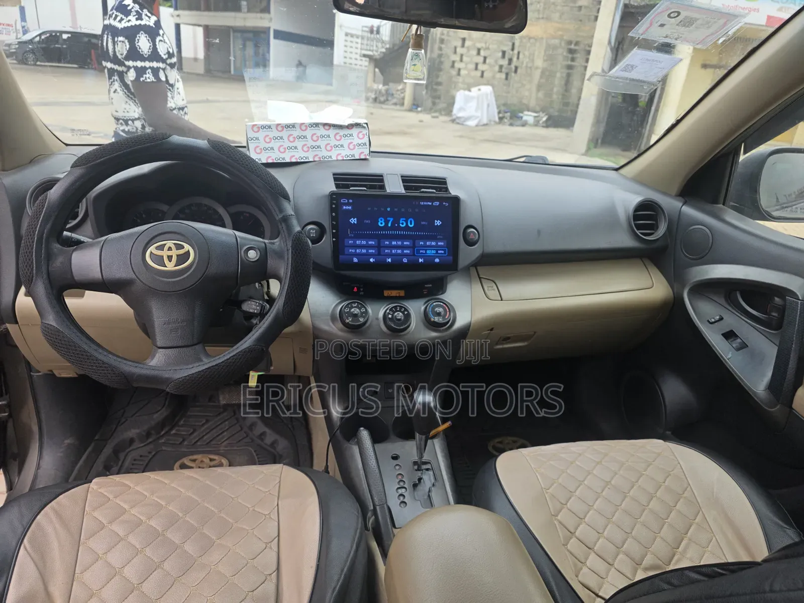 Toyota RAV4 2010 Gray