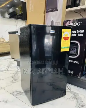 Get Affordable Nasco Nasf1-110fl 92L 1 Door Chest Freezer(Black)