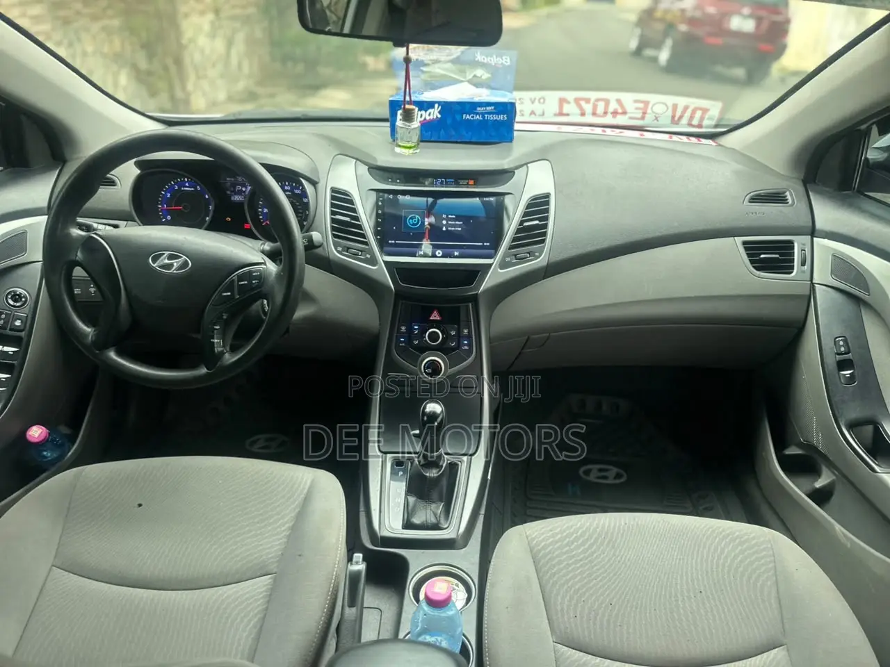 Hyundai Elantra 2014 White
