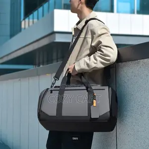 Duffel/Traveling Bag