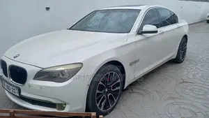 BMW 740 2011 White