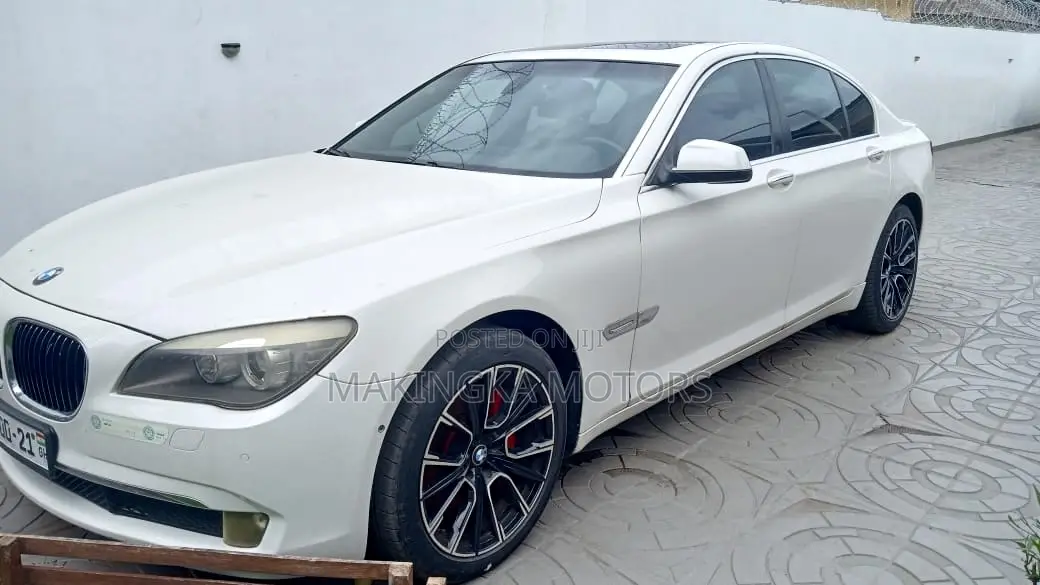 BMW 740 2011 White