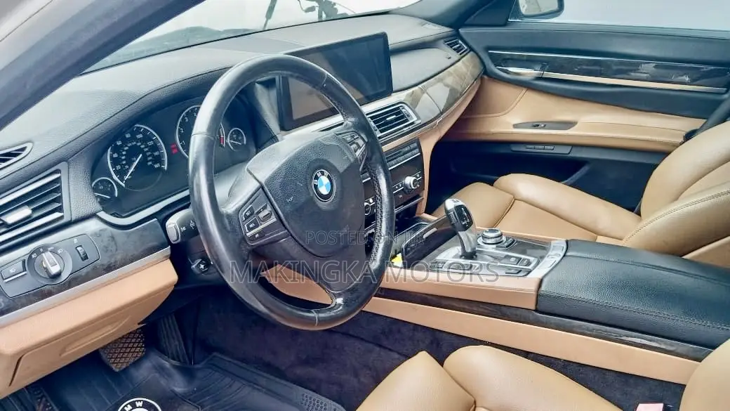 BMW 740 2011 White