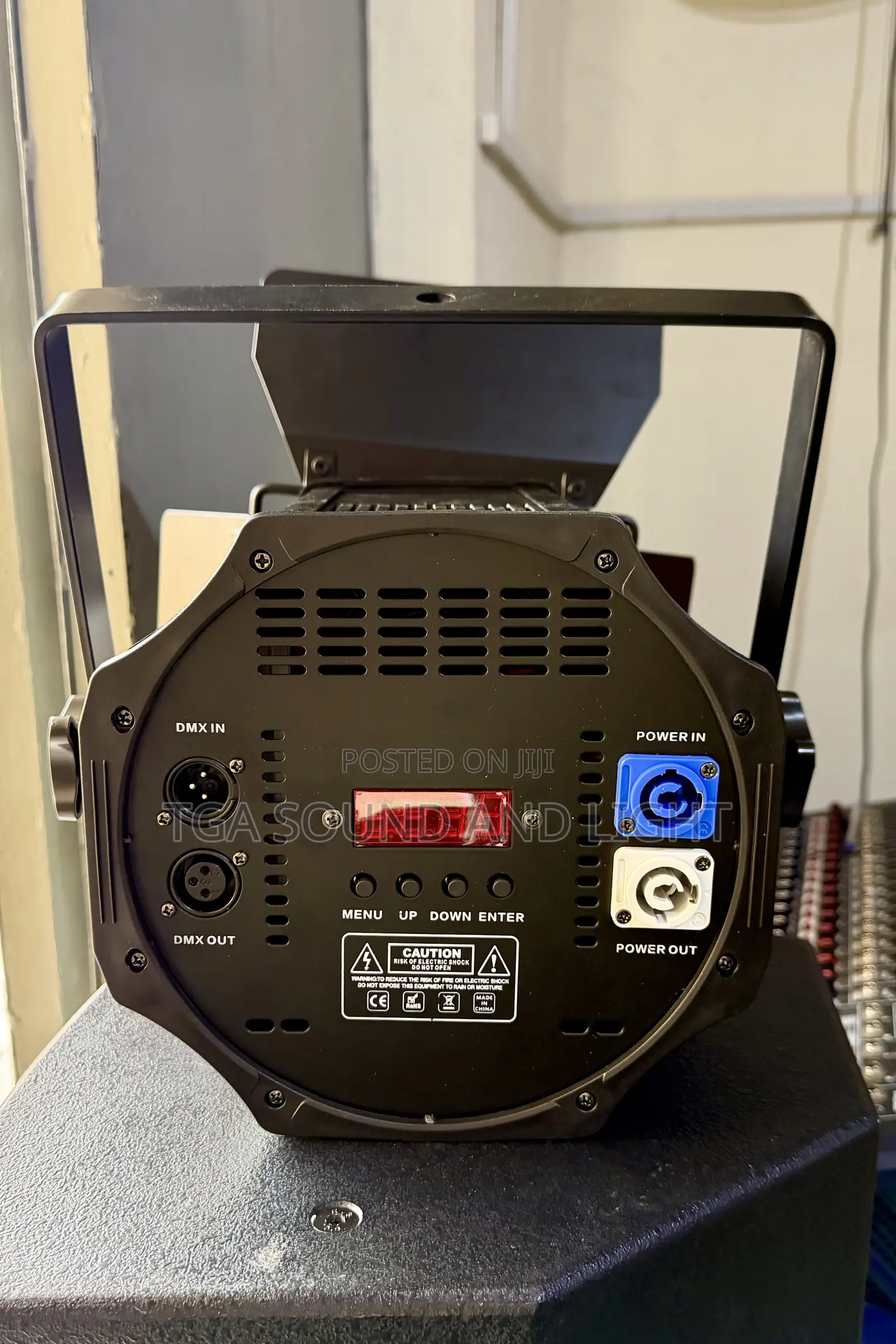 Prolumen 200W COB Fresnel Stage Light