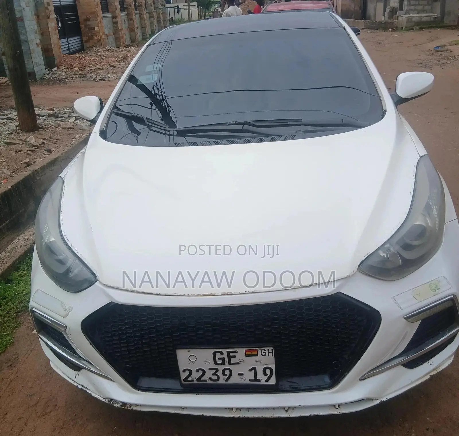Hyundai Elantra 2011 White