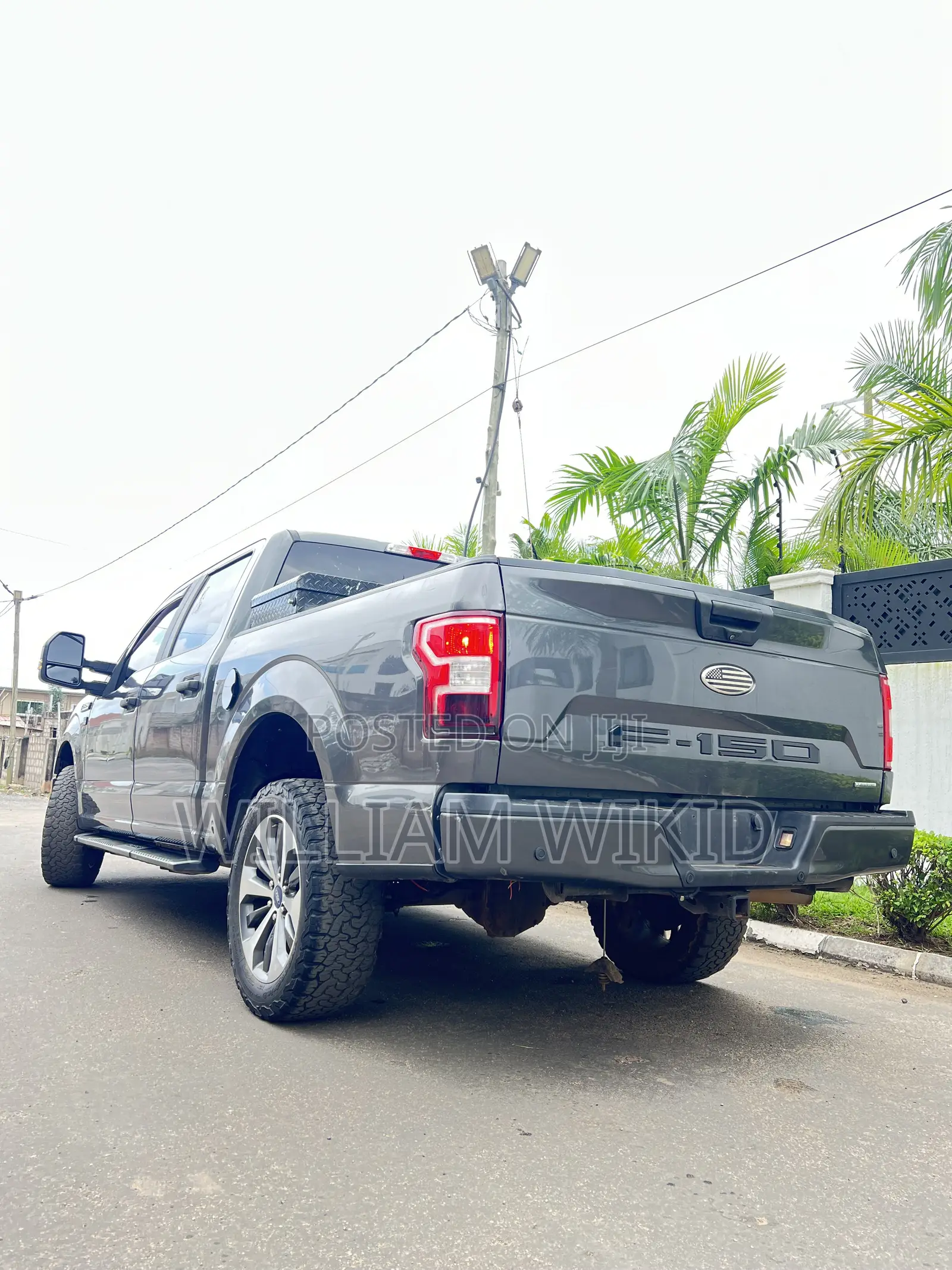 Ford F-150 XL 4x4 SuperCab Styleside 6.5 ft. box 145 in. WB 2020 Gray