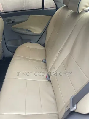 Toyota Corolla 2010 Red