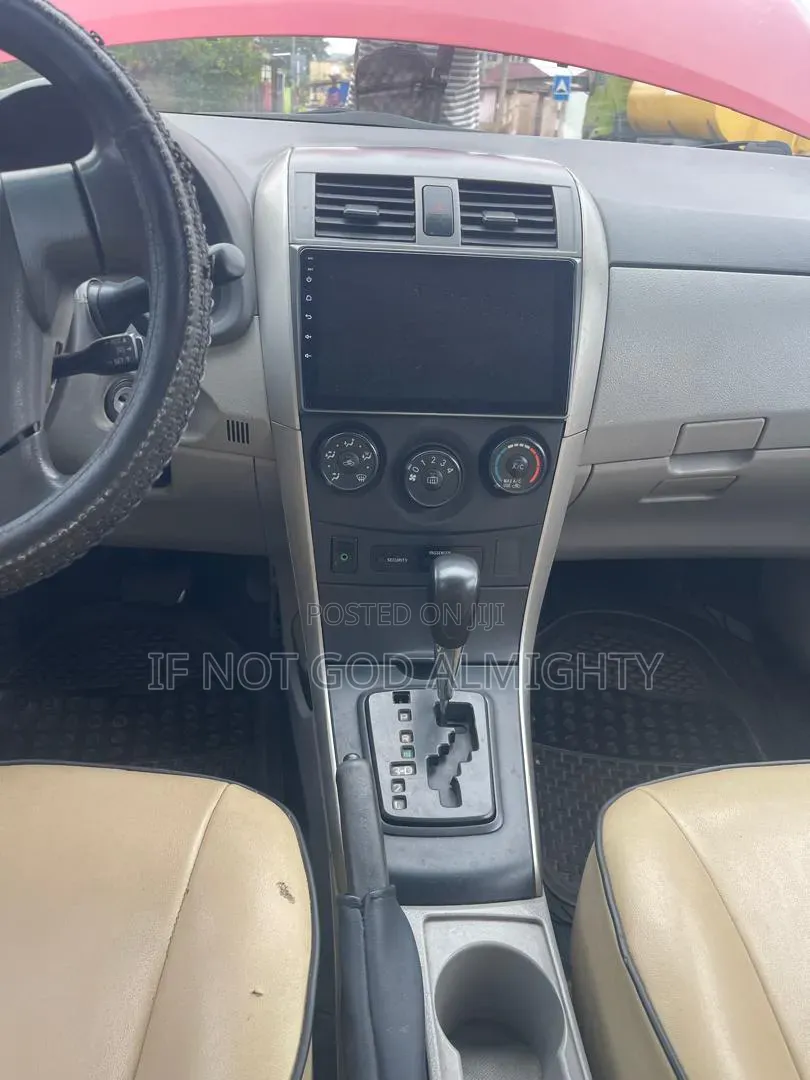 Toyota Corolla 2010 Red
