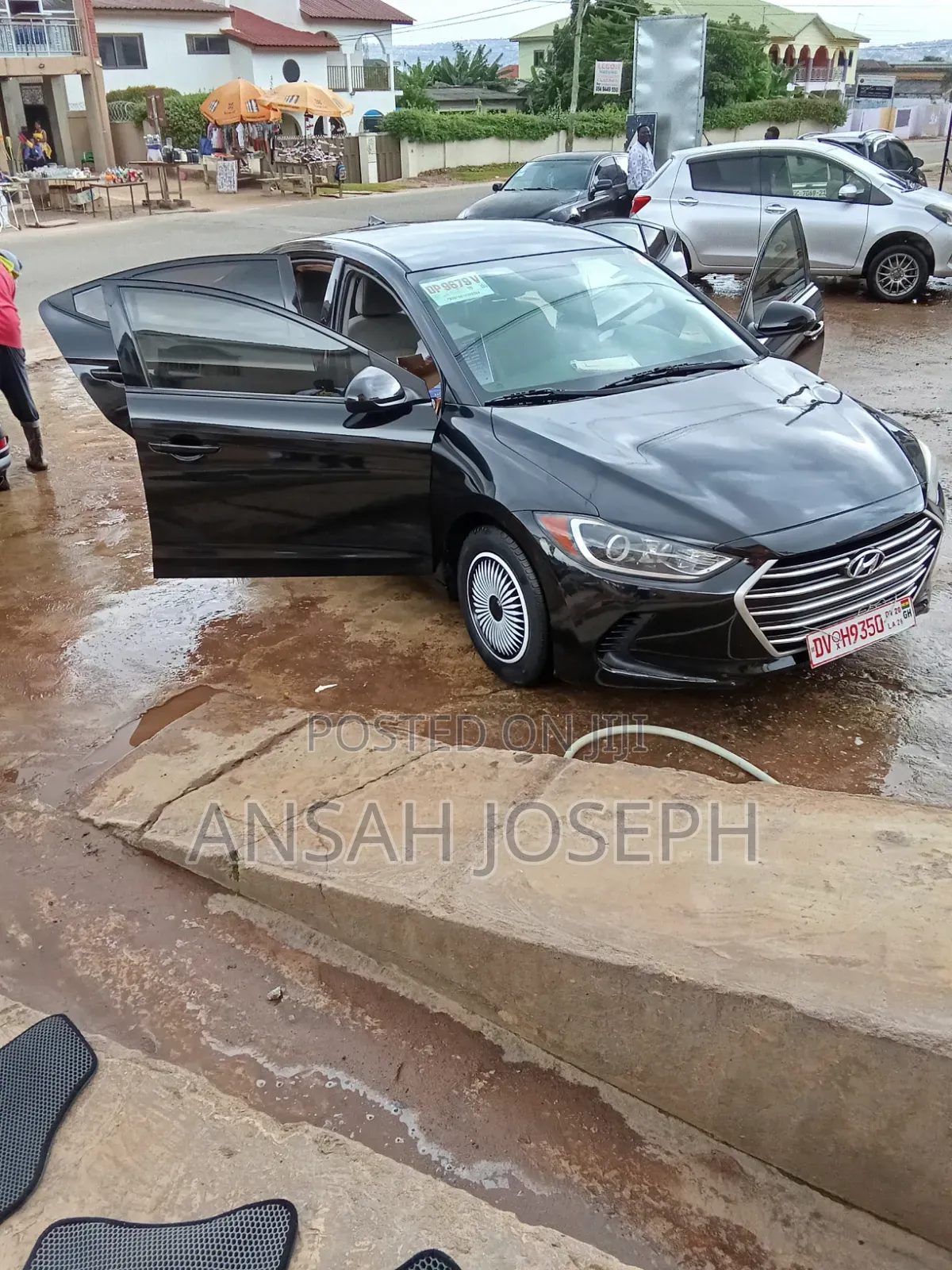 Hyundai Elantra SE Sedan FWD (2.0L 4cyl 6M) 2017 Black