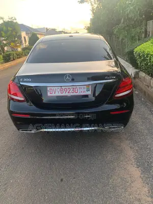Mercedes-Benz E300 2018 Black