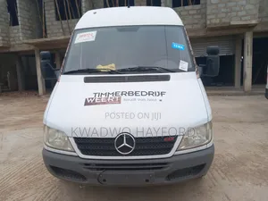 Mercedes-Benz Sprinter 2012 White