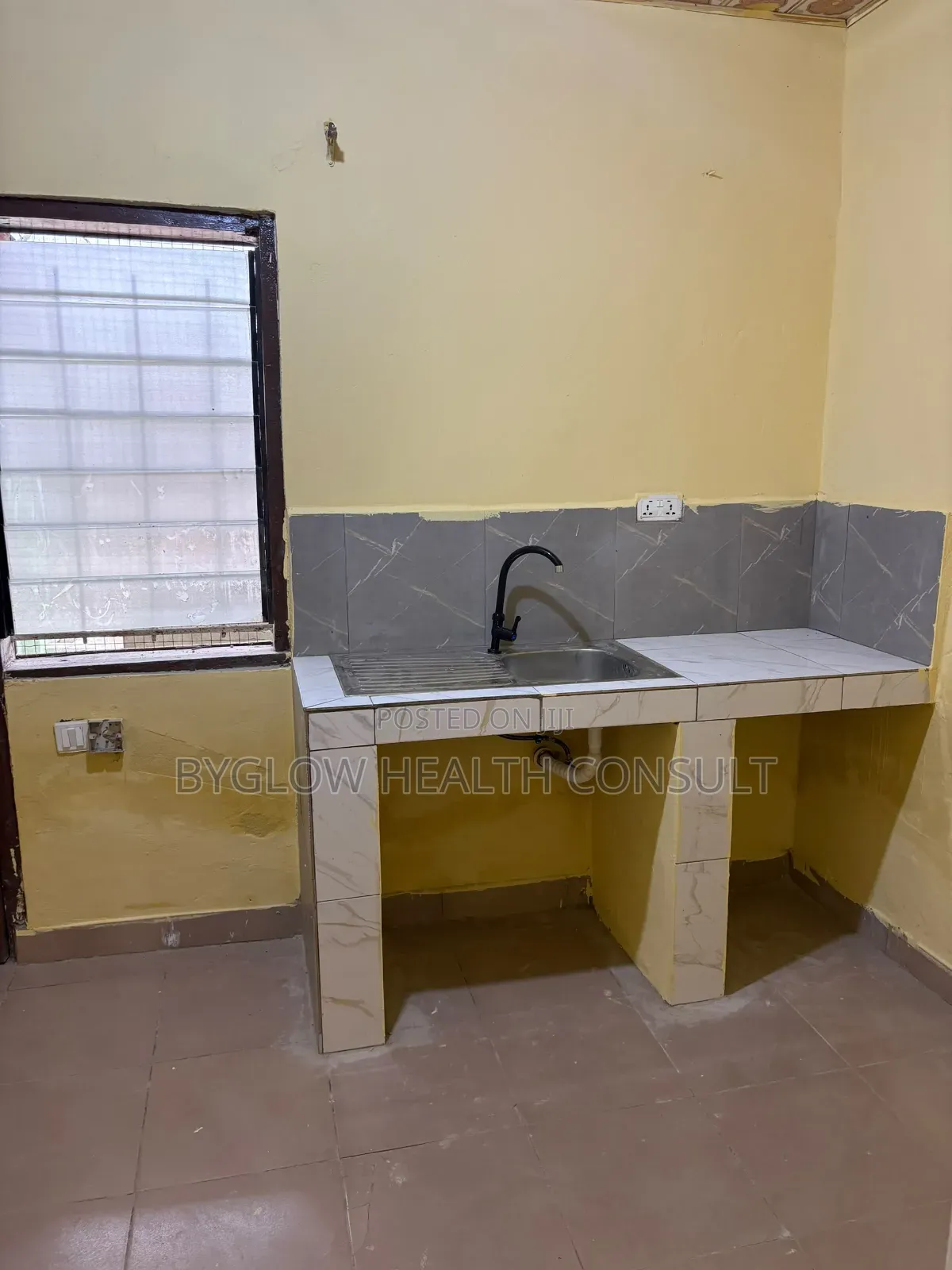 Studio Apartment in Bylow, Nii Boi Town for rent