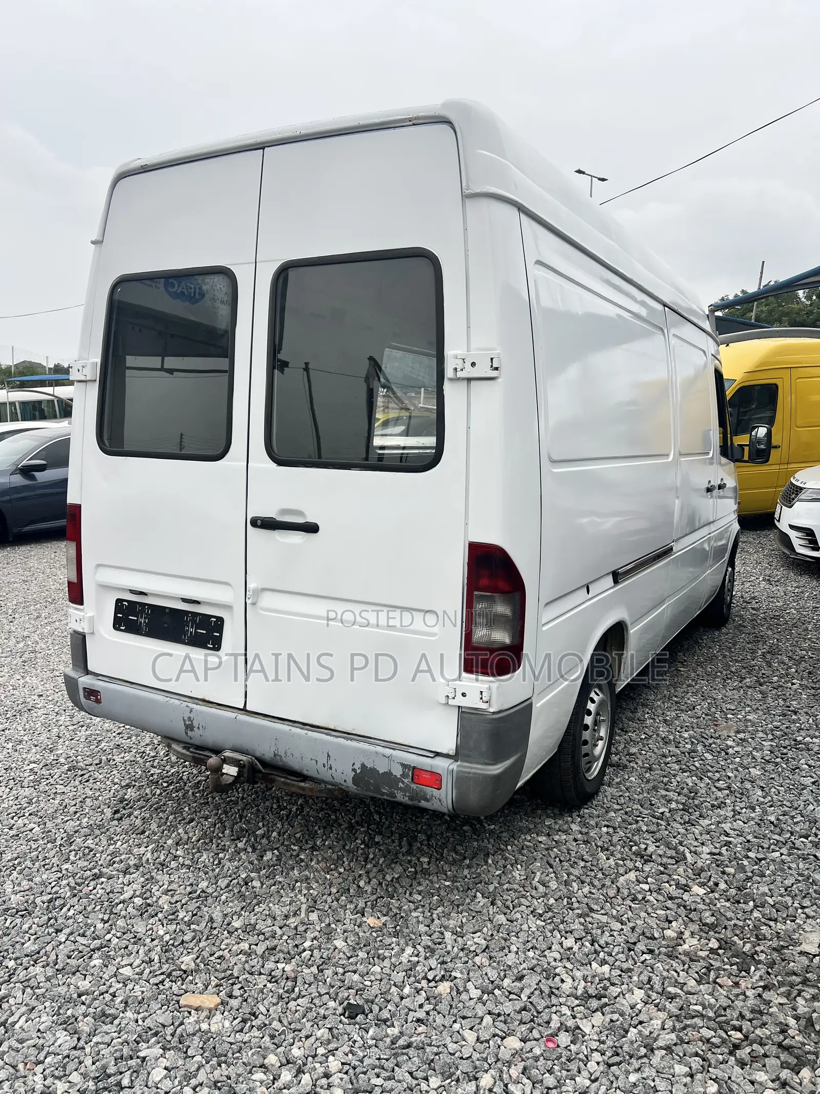 Mercedes-Benz Sprinter 2003 White
