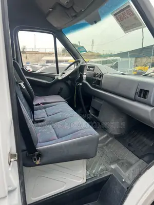 Mercedes-Benz Sprinter 2003 White
