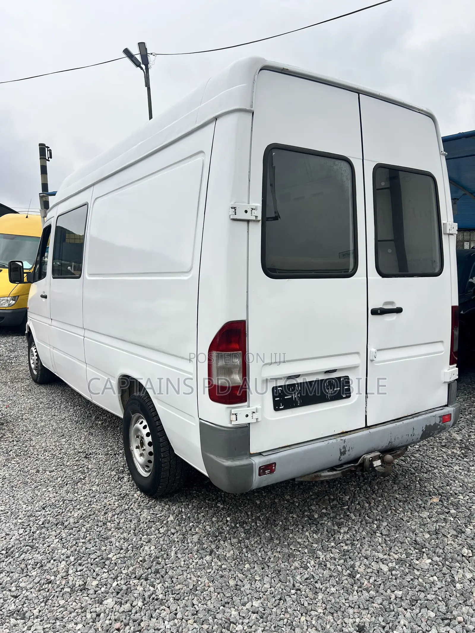 Mercedes-Benz Sprinter 2003 White