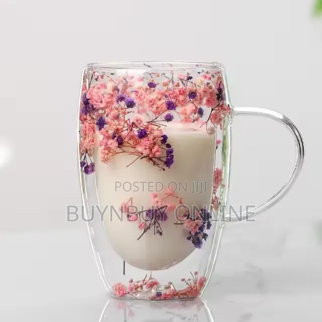 Double Layer Borosilicate Glass Mug Designed With Real Dried Flowers