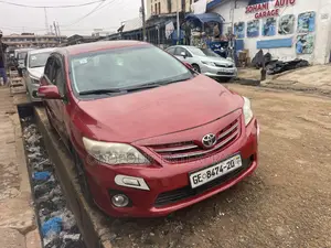 Toyota Corolla LE 4dr Sedan (1.8L 4cyl 4A) 2013 Red