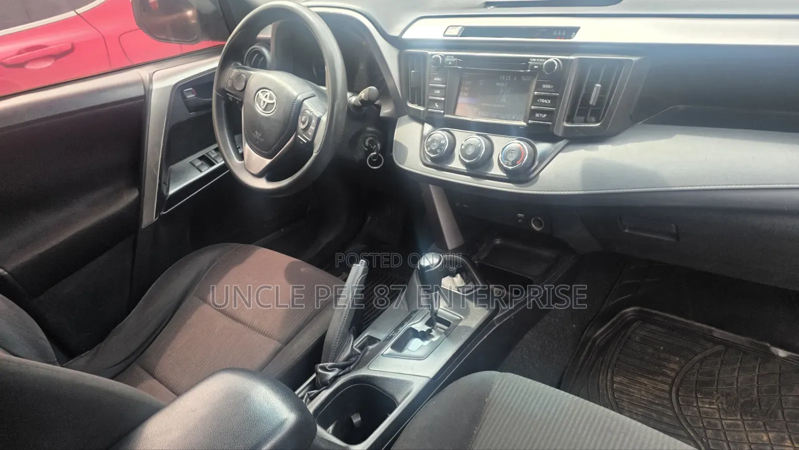 Toyota RAV4 2017 White