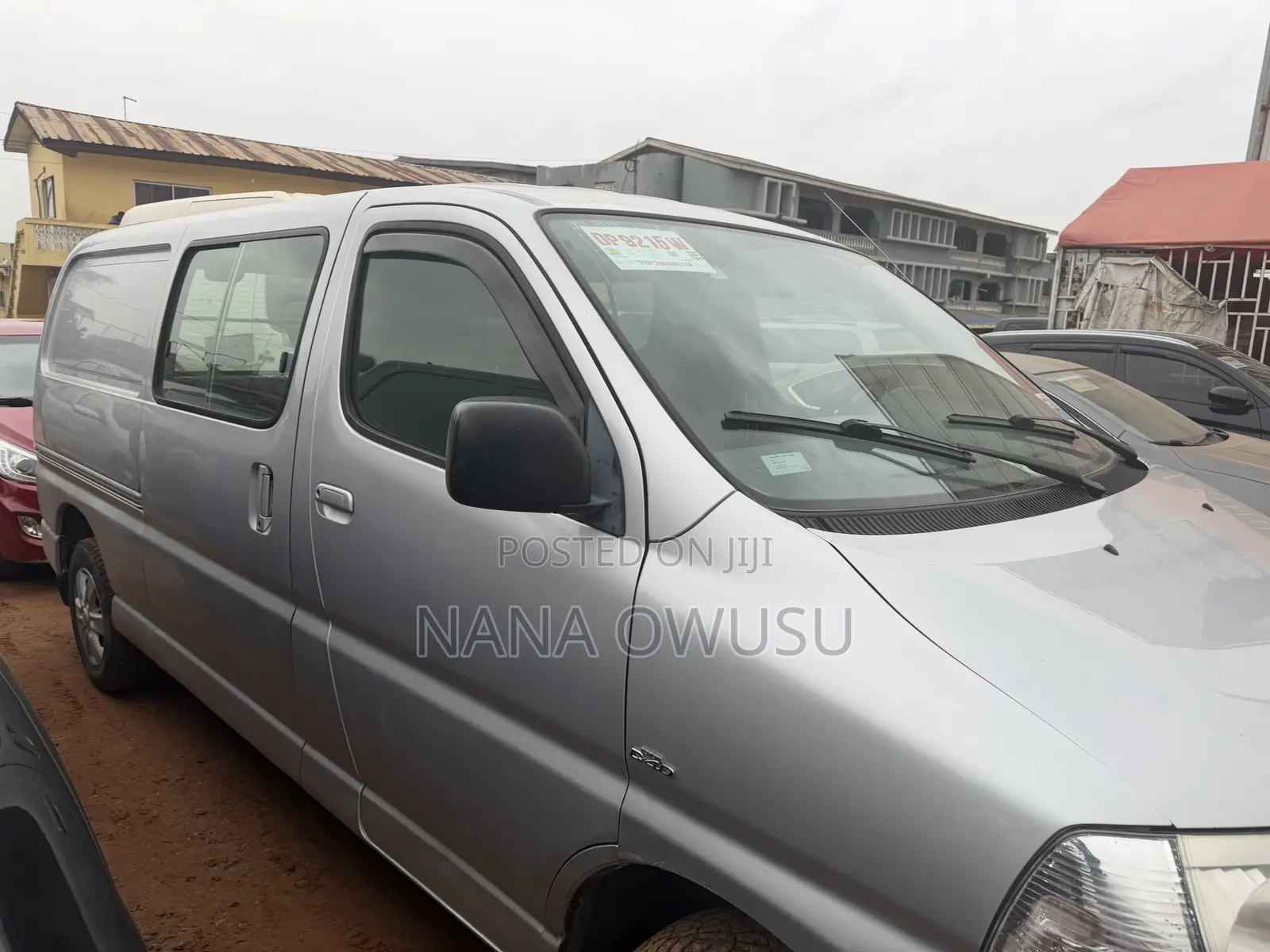 Toyota HiAce 2010 Silver