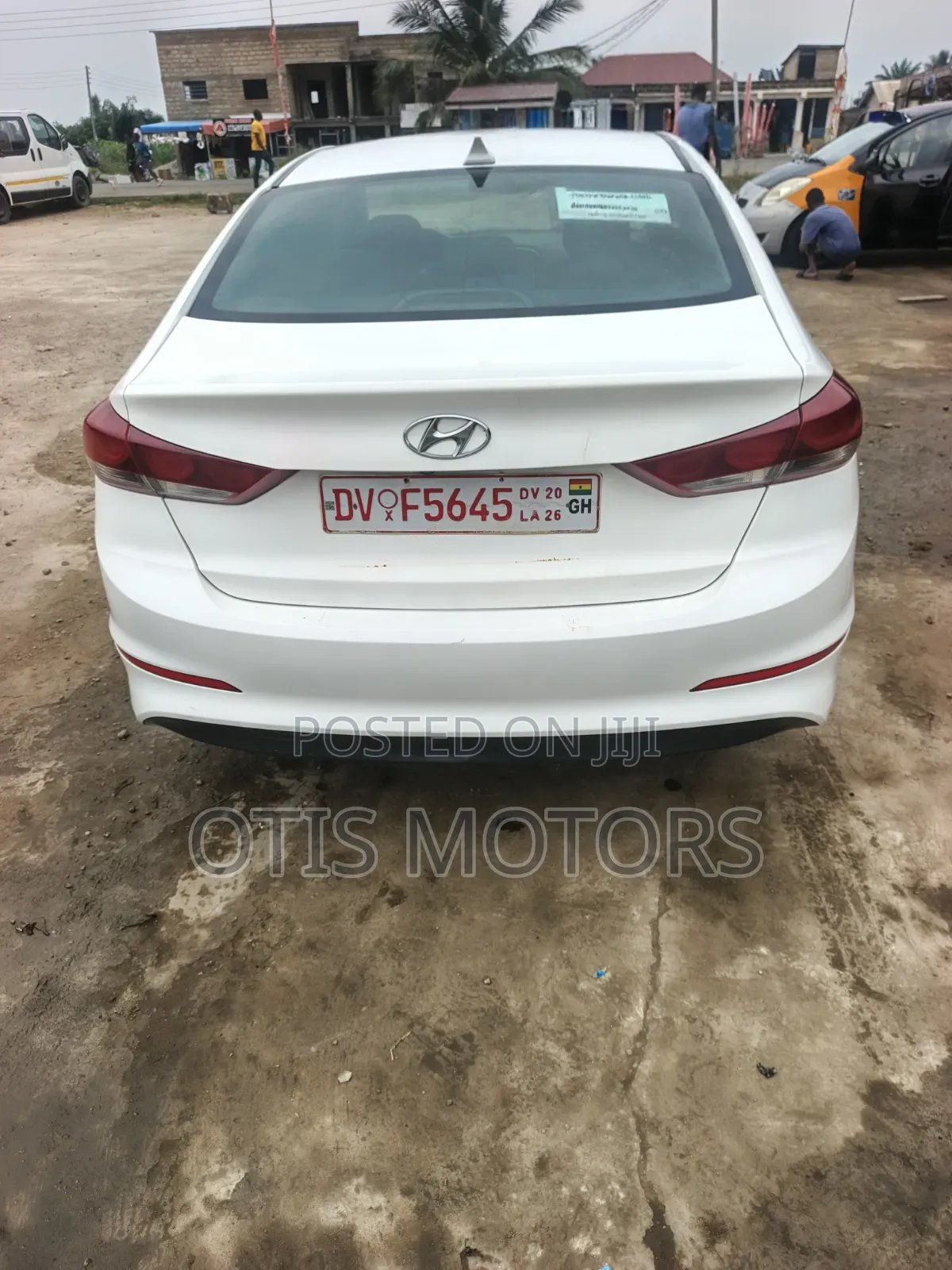Hyundai Elantra 2018 White