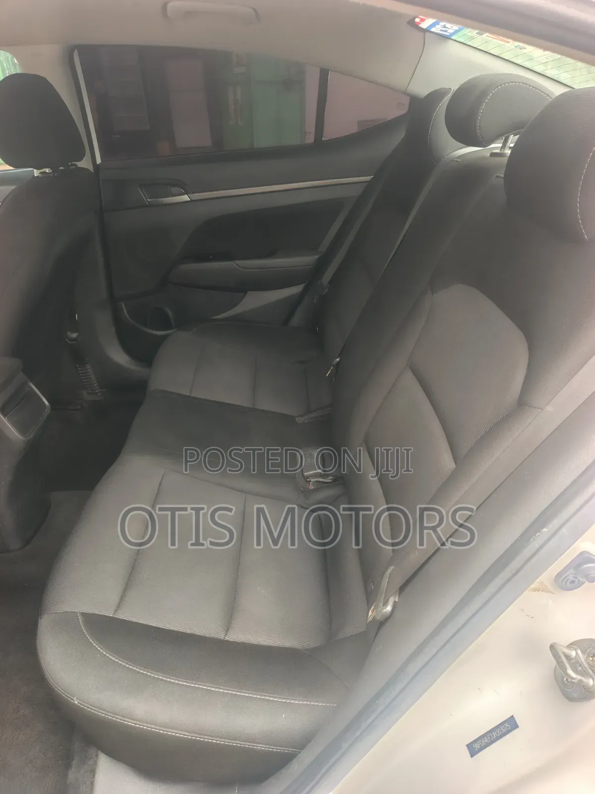 Hyundai Elantra 2018 White
