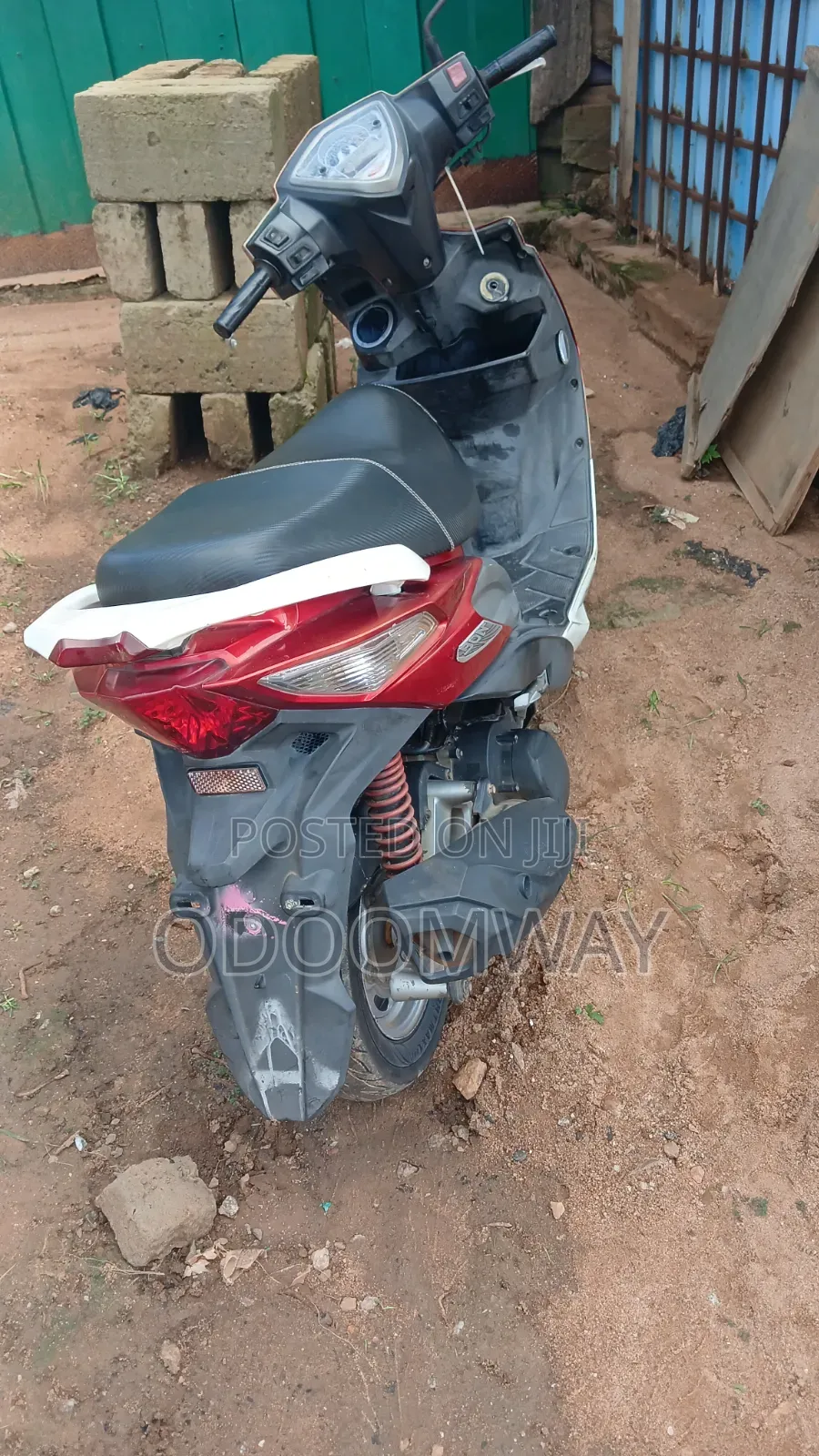 Piaggio Scooter 2022 Red