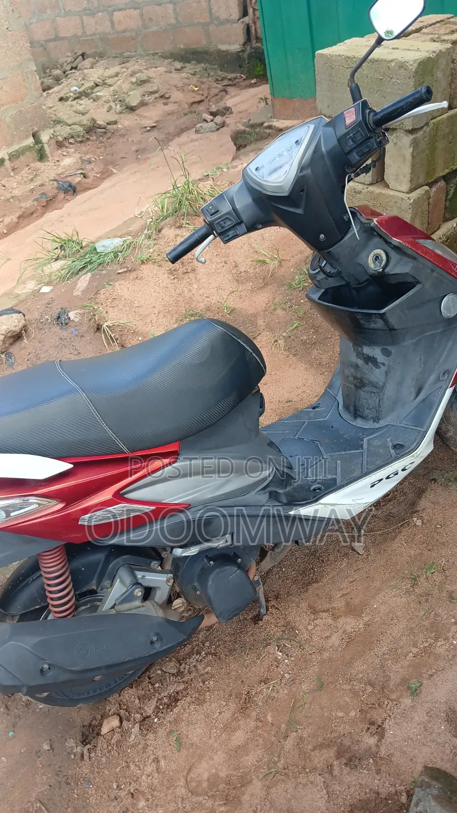 Piaggio Scooter 2022 Red