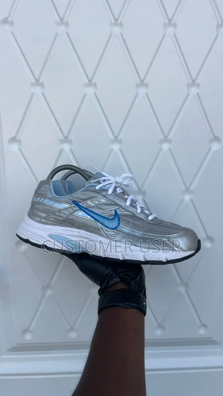 Nike Initiator