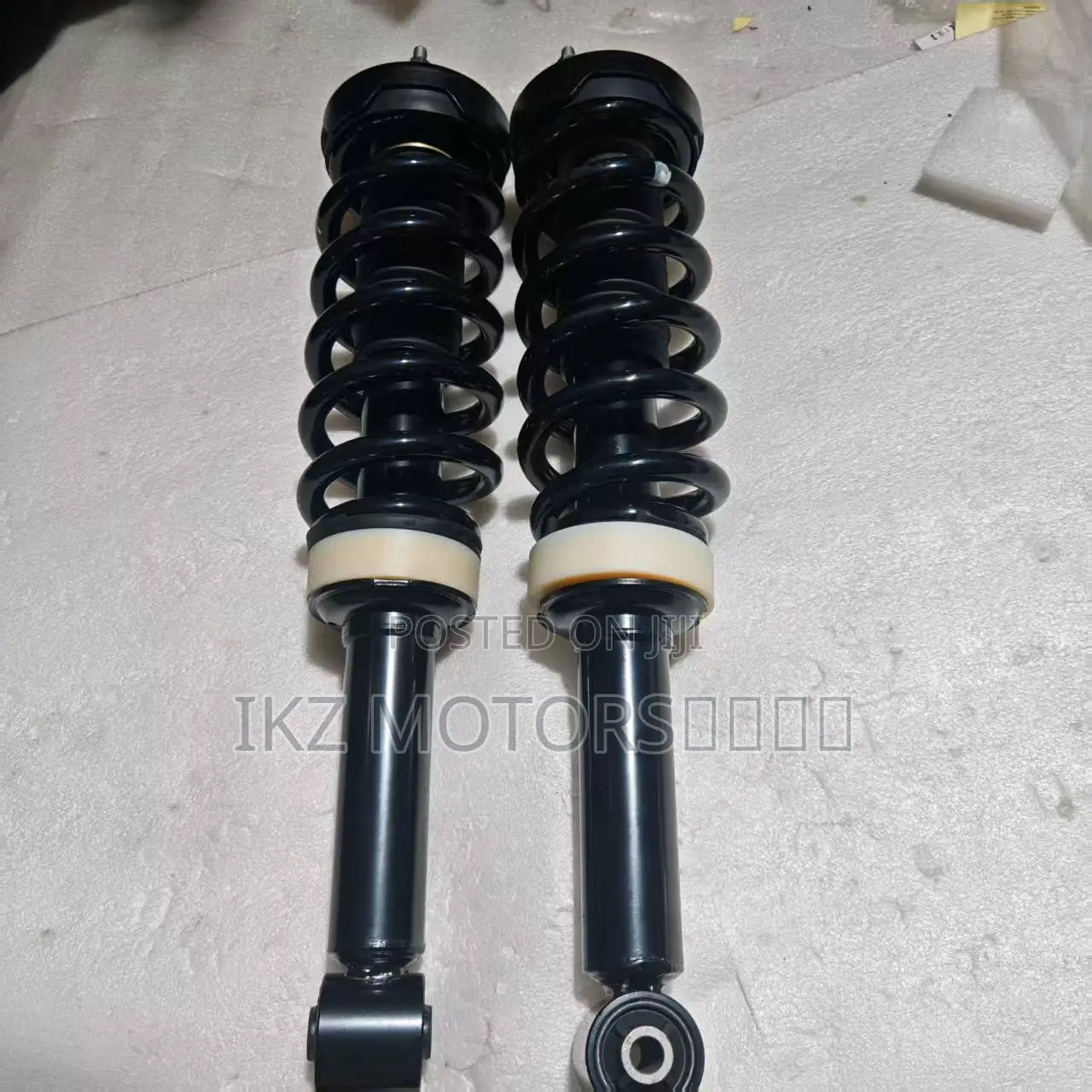 Range Rover 2010/ LR3/LR4 Manual Shocks