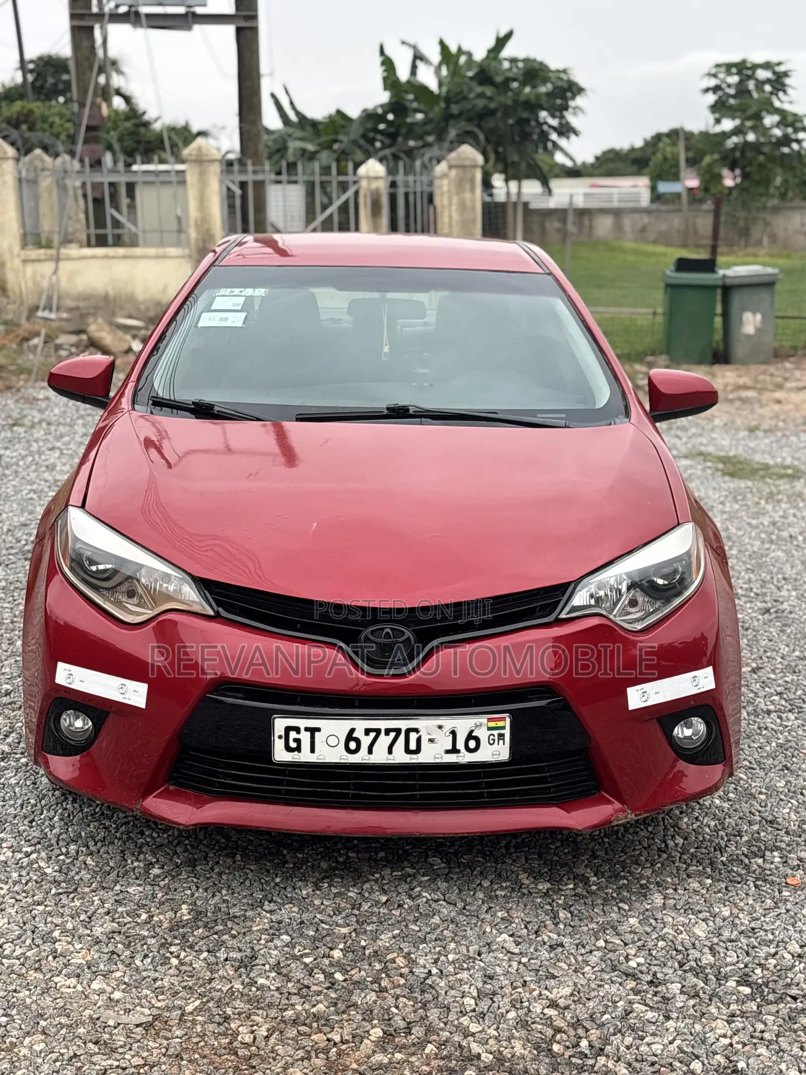 Toyota Corolla 2016 Red