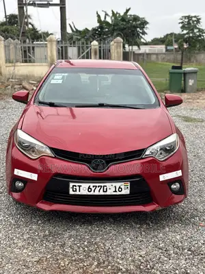 Toyota Corolla 2016 Red