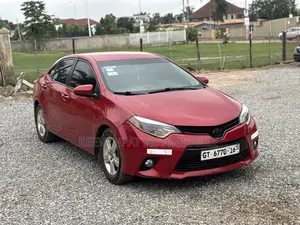 Toyota Corolla 2016 Red