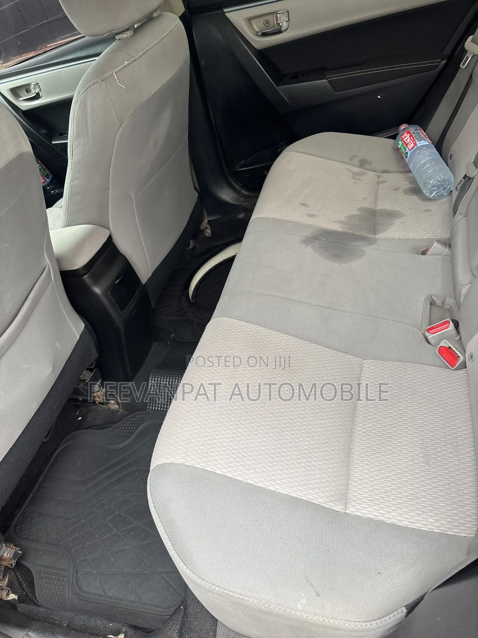 Toyota Corolla 2016 Red