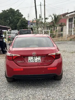 Toyota Corolla 2016 Red