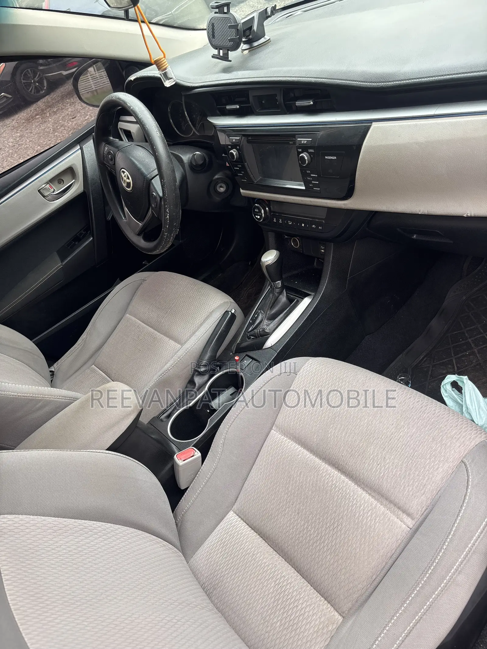 Toyota Corolla 2016 Red