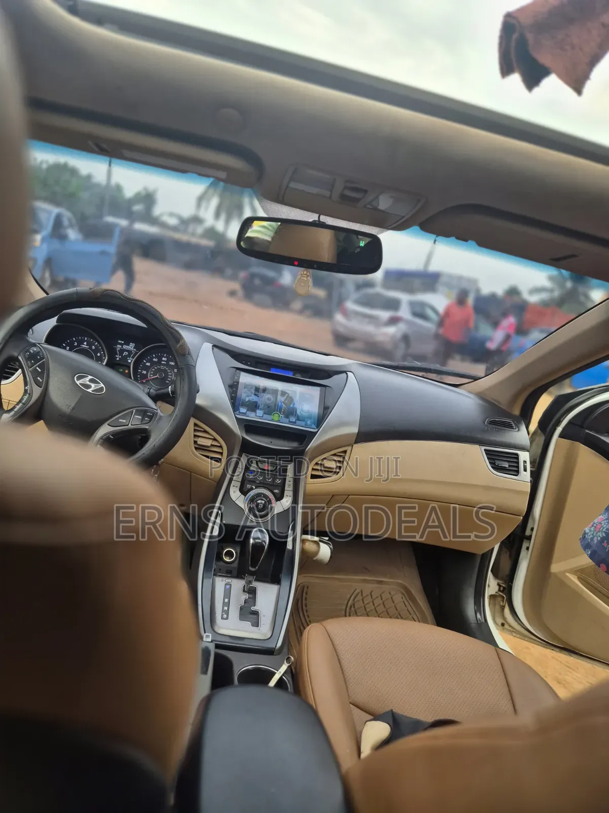 Hyundai Elantra 2013 White