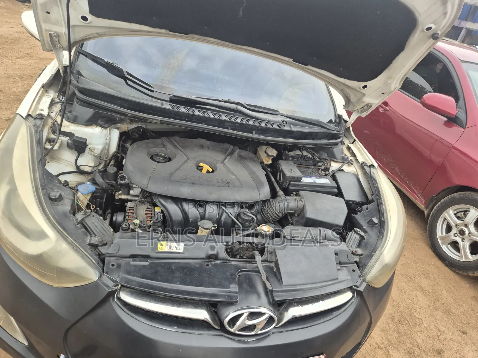 Hyundai Elantra 2013 White