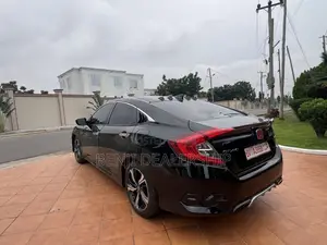 Honda Civic 2016 Black
