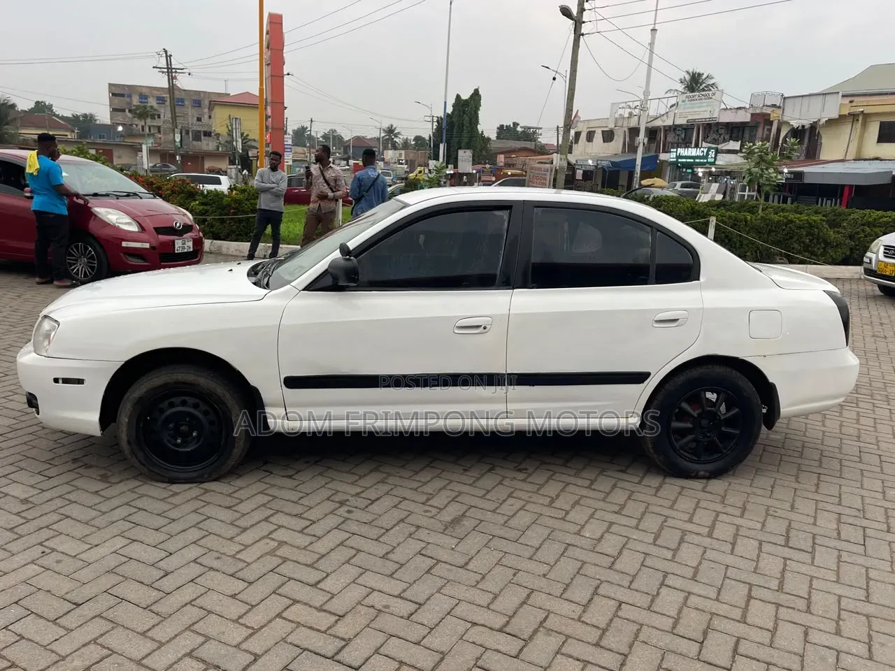 Hyundai Elantra GT 2002 White