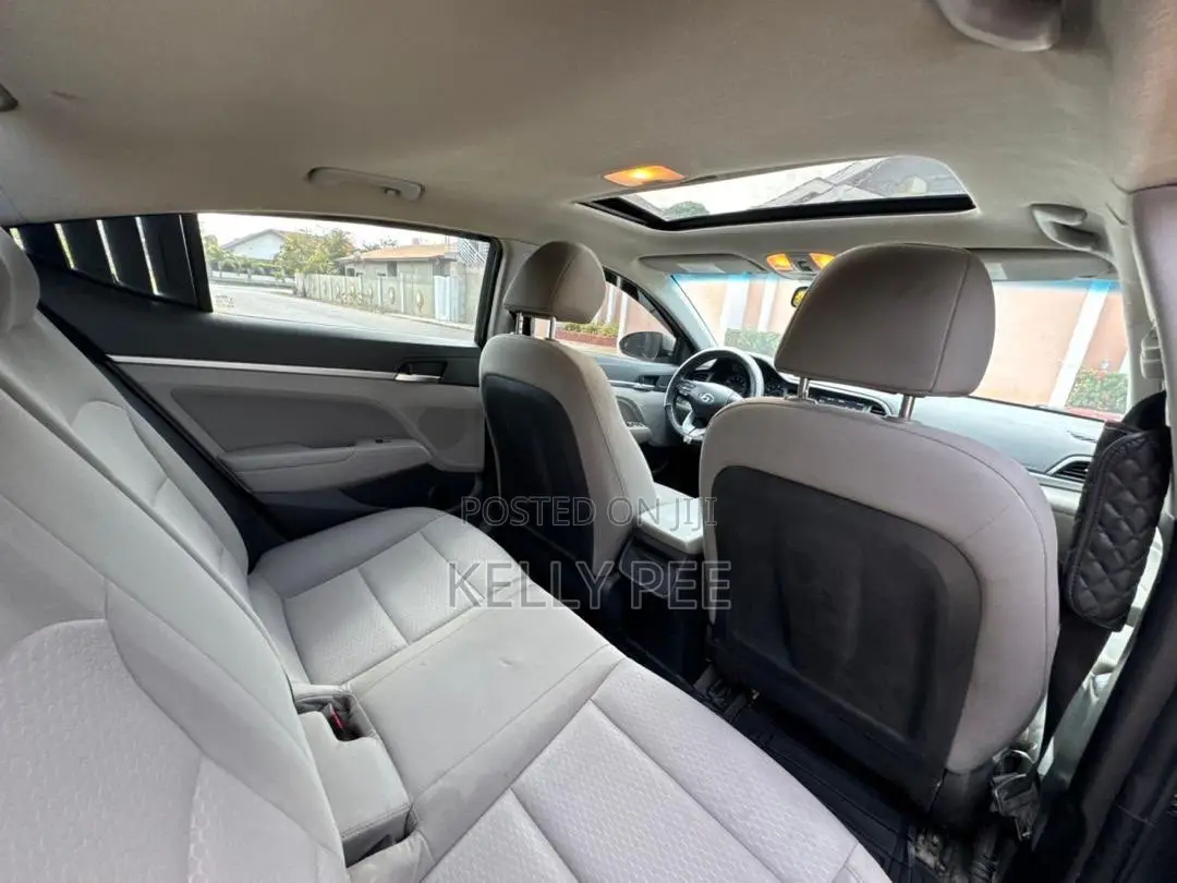 Hyundai Elantra Value Edition 2019 Gray