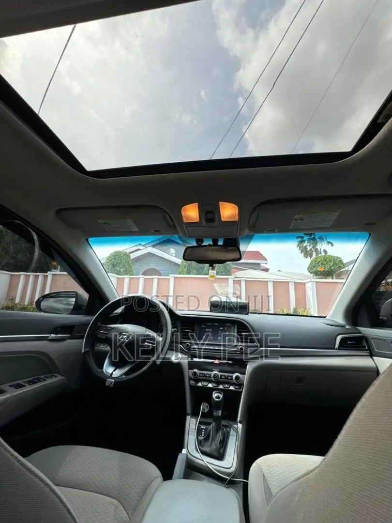 Hyundai Elantra Value Edition 2019 Gray