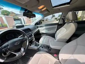 Hyundai Elantra Value Edition 2019 Gray