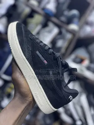 Reebok Suede Under Brown Top Black