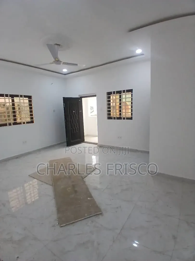 1bdrm Apartment in School Junction Kfc, Nmai-Dzorn for rent