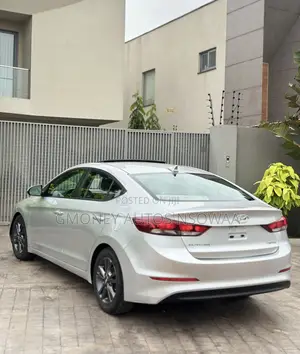 Hyundai Elantra Limited 2018 Silver