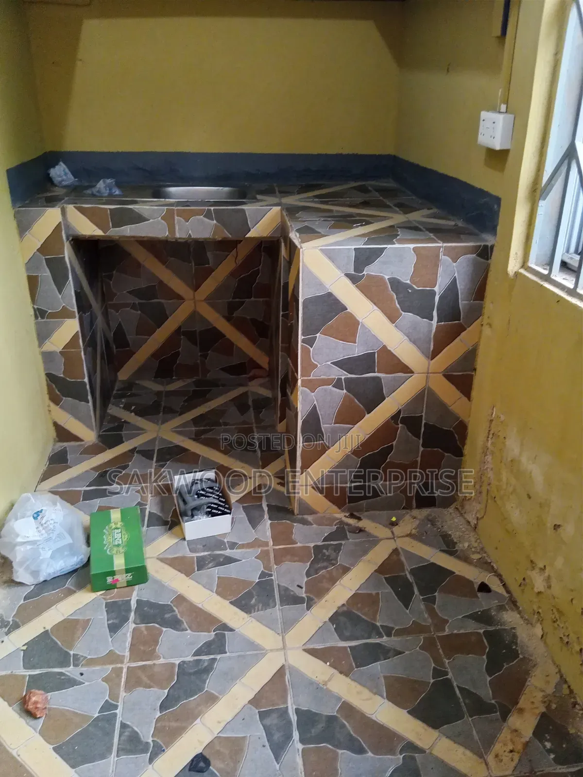 1bdrm Apartment in Sakwood Enterprise, Danfa for rent