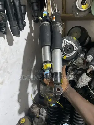 Cadillac Escalade Back Shocks Absorbers
