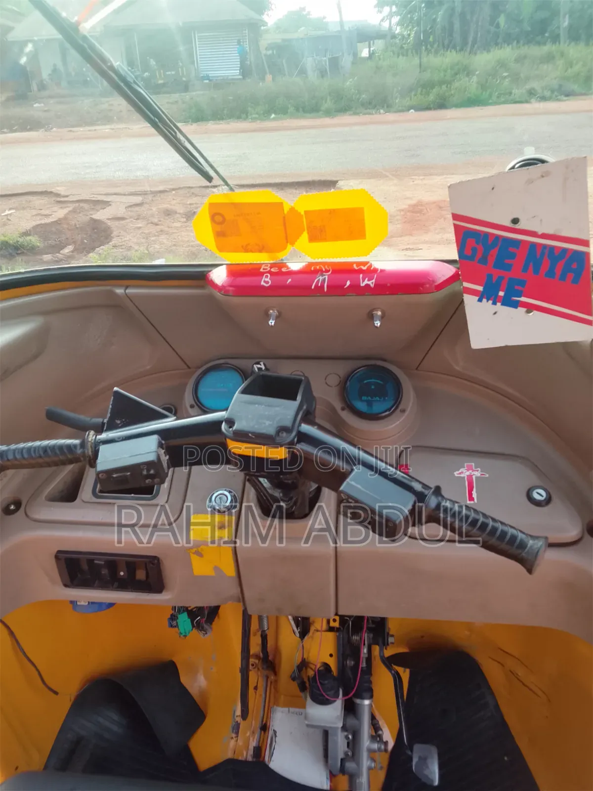 Bajaj RE 2023 Yellow