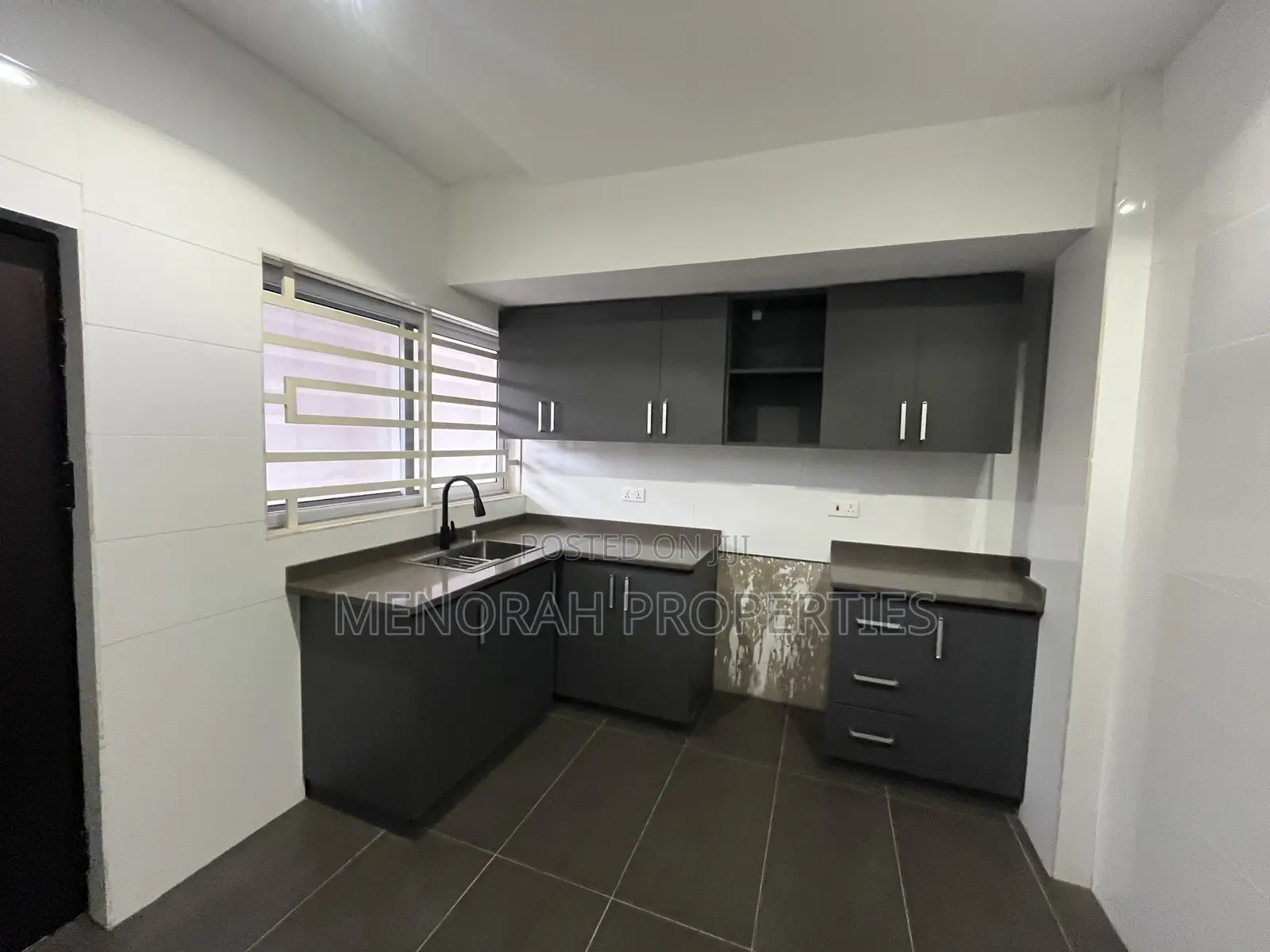 1bdrm Apartment in Adenta Amrahia for rent